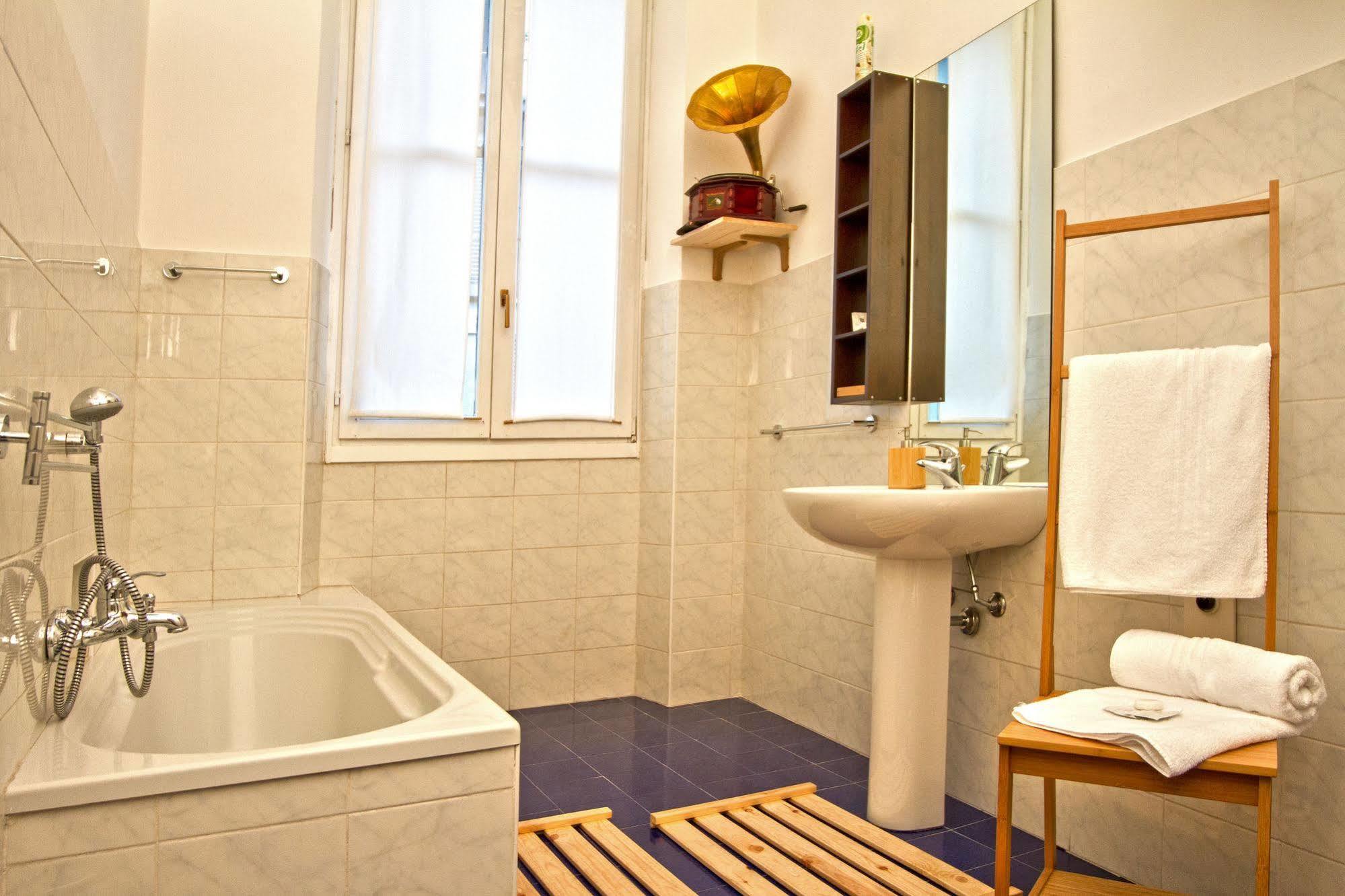 Innperfect Suite Мілан Екстер'єр фото